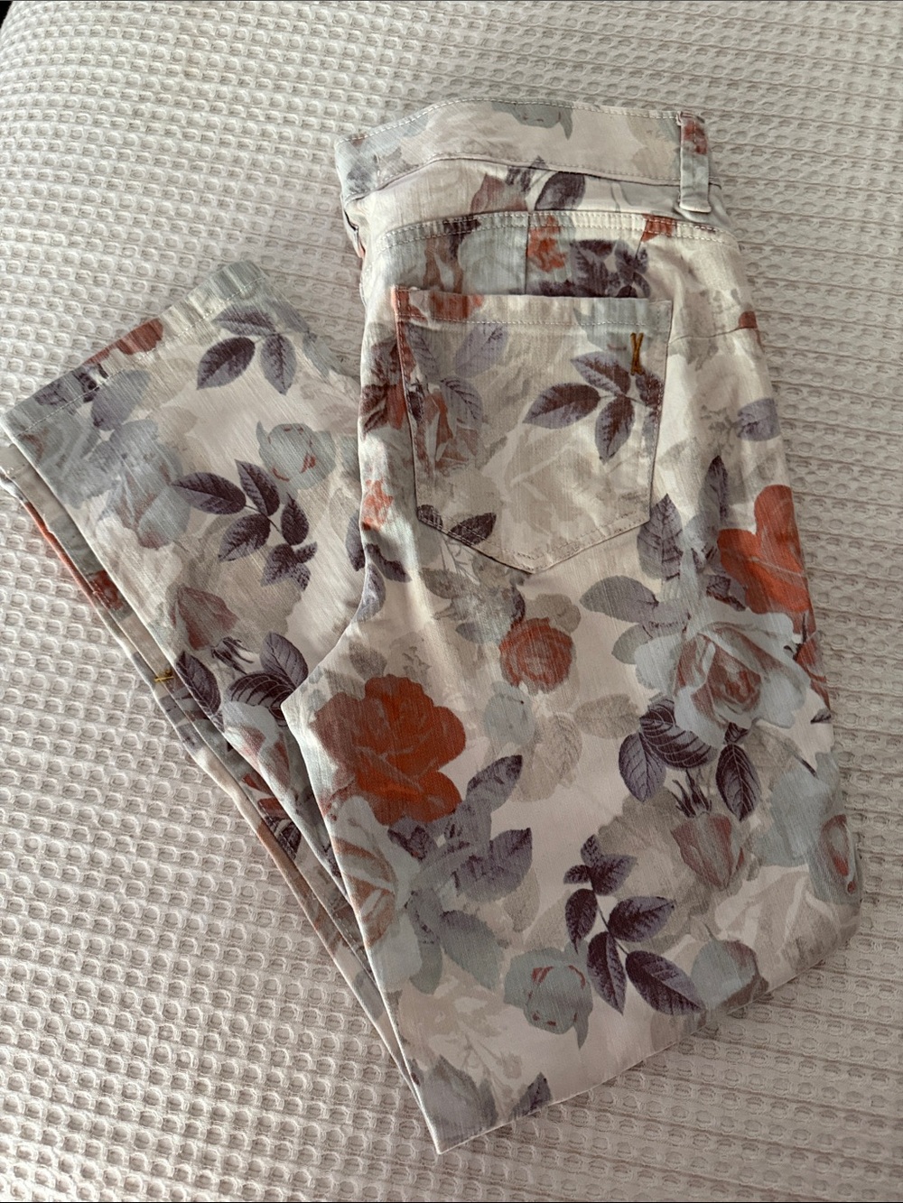 Vintage America Floral Straight-Leg Pants in Cream, Rust & Gray-Blue